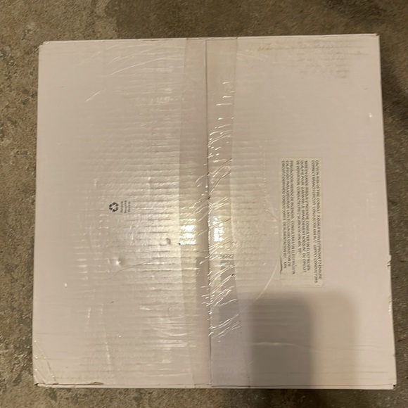 Hampton bay flush mount fixture - Picture 5 of 6